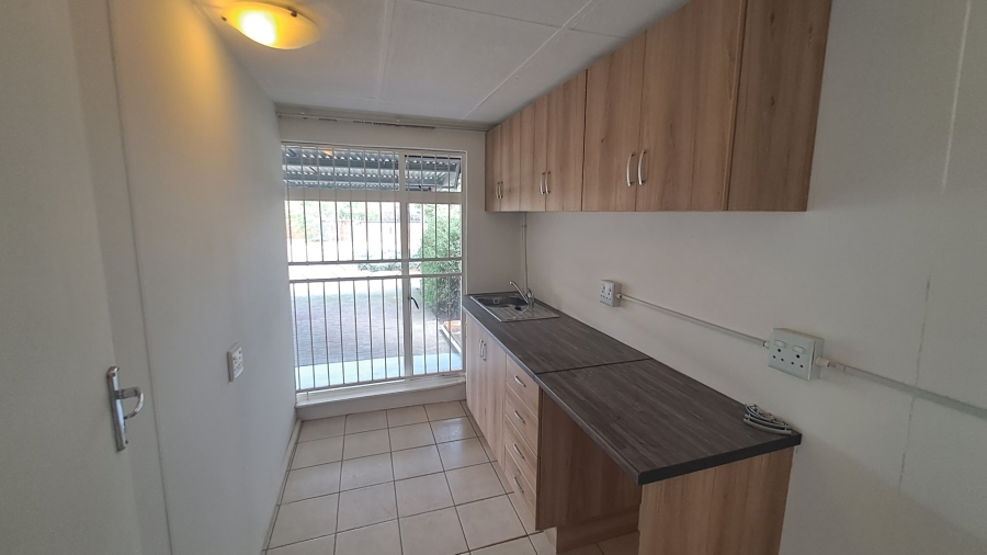 5 Bedroom Property for Sale in Universitas Ridge Free State